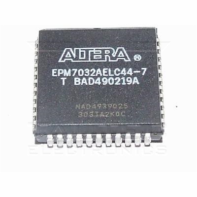 EPM7032AELC44-7